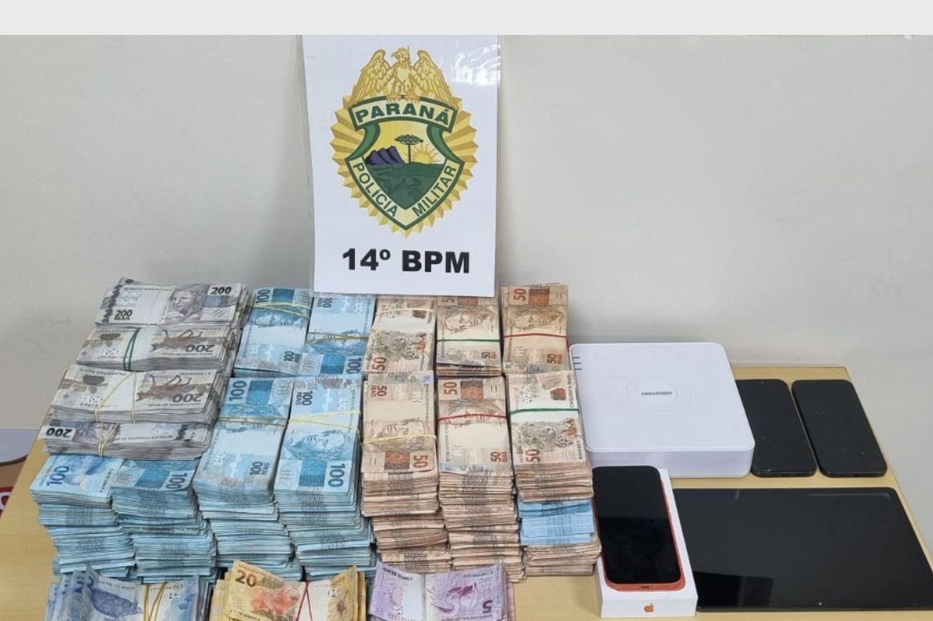 AÇÃO CONJUNTA: PMPR e Polícia Federal Apreendem Mais de R$ 1,2 Milhão em Dinheiro Vivo em Casa Vazia de Foz do Iguaçu