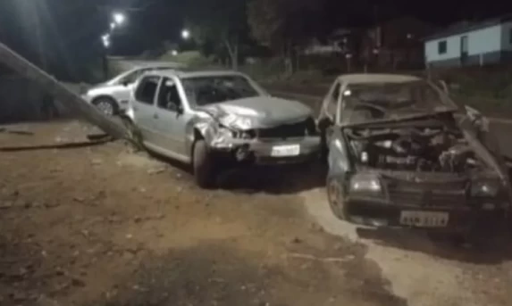 Acidente entre carros deixa uma pessoa ferida na PR-471 em Catanduvas.