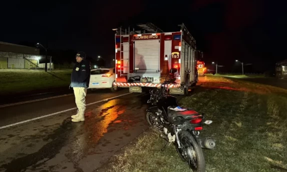 Acidente na BR-277 deixa duas pessoas feridas em Cascavel