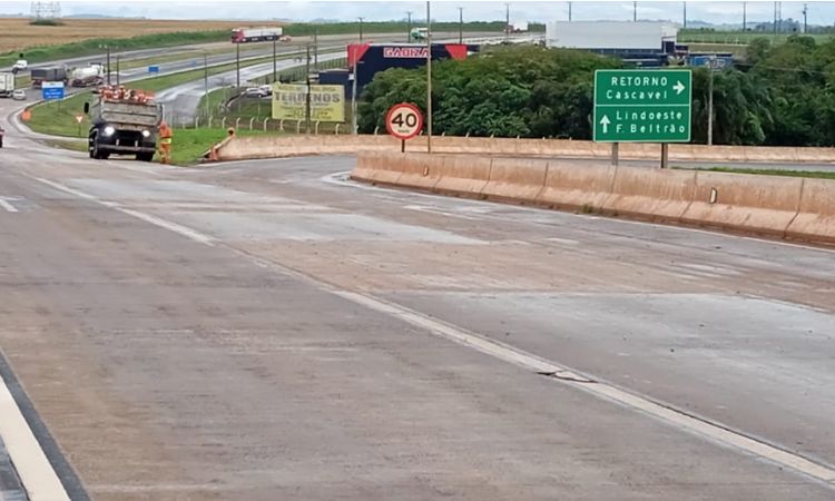 Após recuperação do pavimento, EPR Iguaçu libera tráfego na alça do viaduto que interliga as BRs 163 e 277, em Cascavel