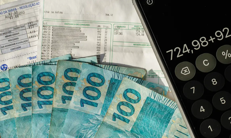 Arrecadação federal atinge R$ 2,019 trilhões até agosto com alta real de 7,12%