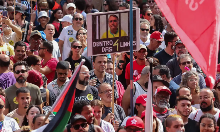 Atos contra a anistia e a PEC da Blindagem ocorrem hoje em todo país