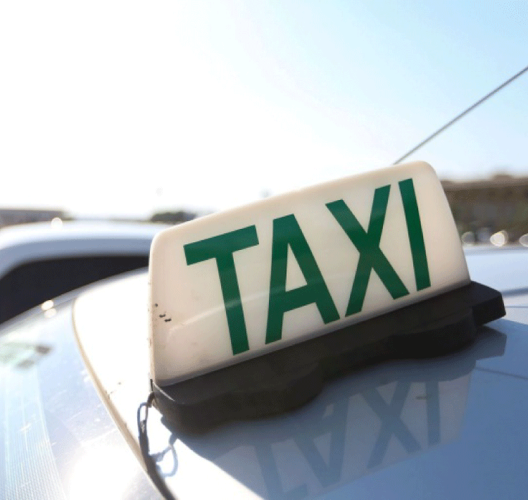 Auxílios Caminhoneiro e Taxista podem ser requeridos até 10 de outubro.