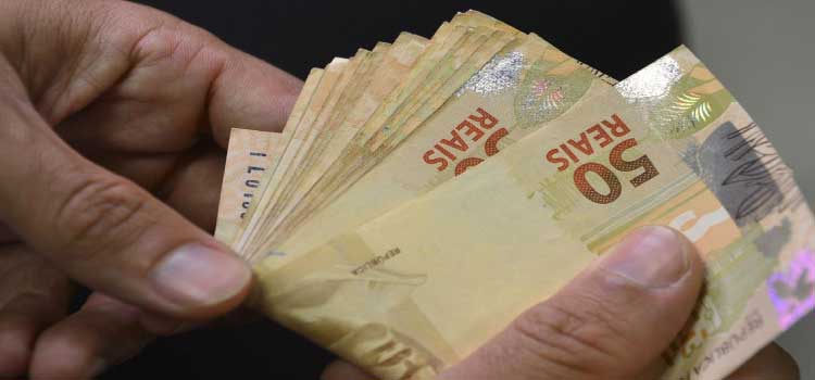 BENEFÍCIO: Auxílio Brasil conclui pagamento da parcela de julho.