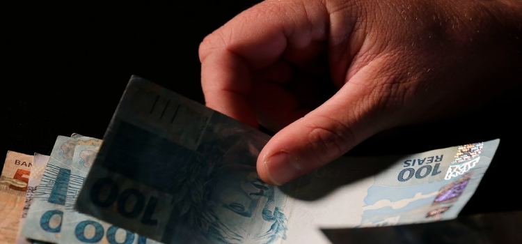BENEFÍCIO: Beneficiários com NIS de final 8 recebem Auxílio Brasil.