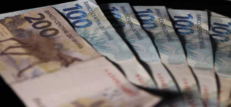 BENEFÍCIO: Caixa paga hoje Auxílio Brasil a beneficiários com NIS final 2.