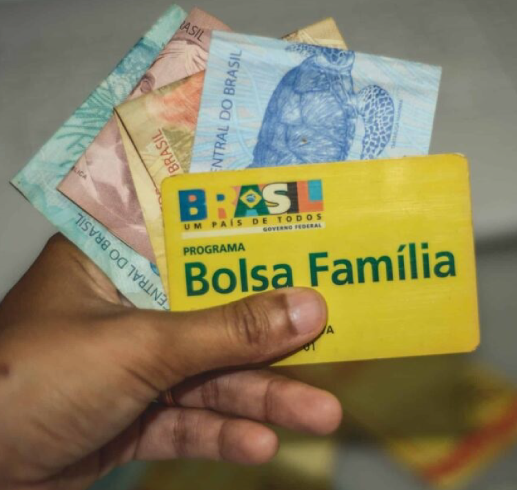 BENEFÍCIO: Pagamento do novo Bolsa Família começa em 20 de março; veja valores e calendário.