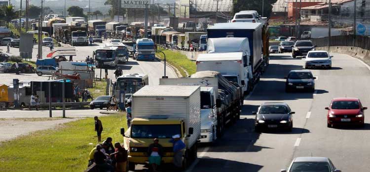BENEFÍCIO: Repescagem do Auxílio Caminhoneiro será paga hoje.