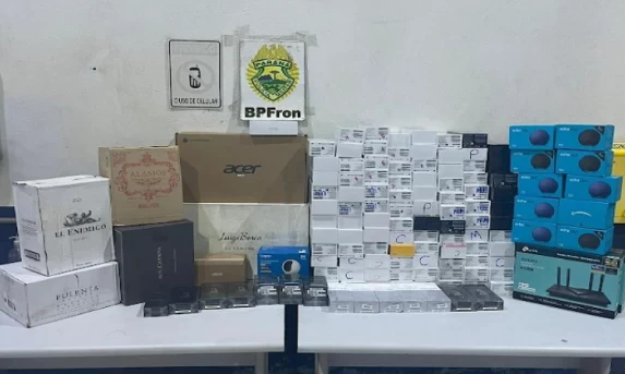 BPFron Apreende Diversos Eletrônicos e Garrafas de Vinho em Corbélia.