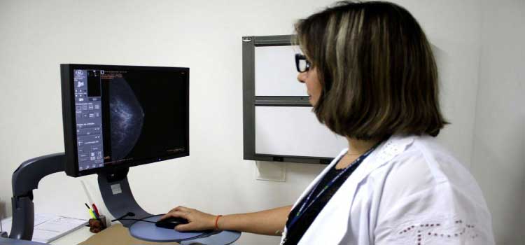 BRASIL: Lei que amplia prevenção de câncer em mulheres pelo SUS é sancionada.