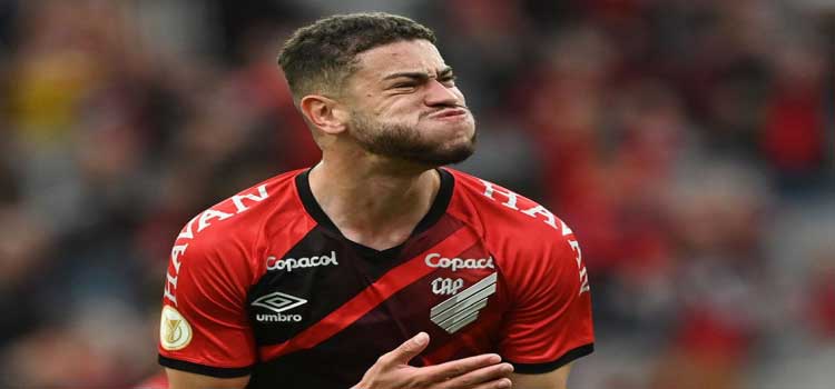 BRASILEIRÃO: Athletico-PR supera Bragantino e sobe para 3º lugar no Brasileirão.