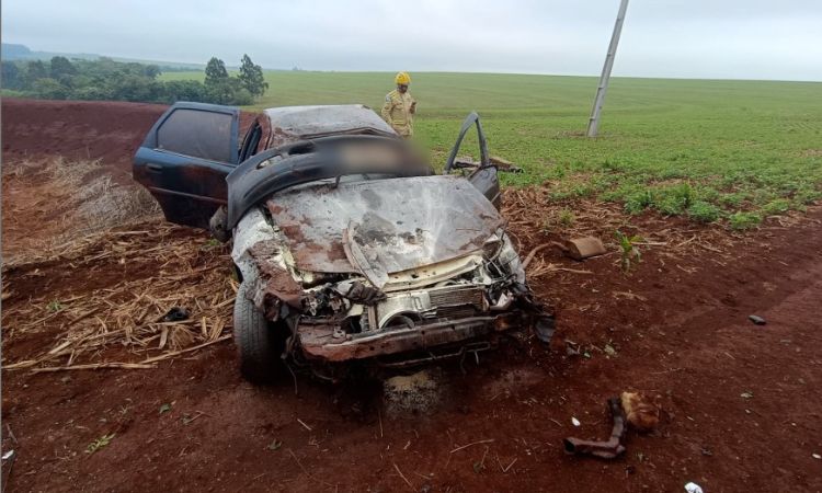 Capotamento na BR-369 Mobiliza Corpo de Bombeiros em Cascavel