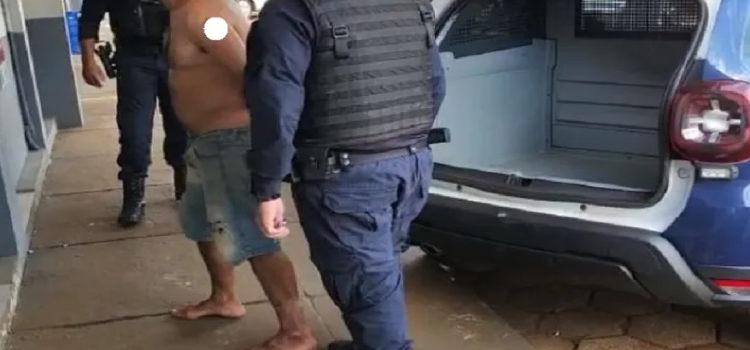 CASCAVEL: Após agredir a própria mãe, homem de 25 anos é preso pela GM.