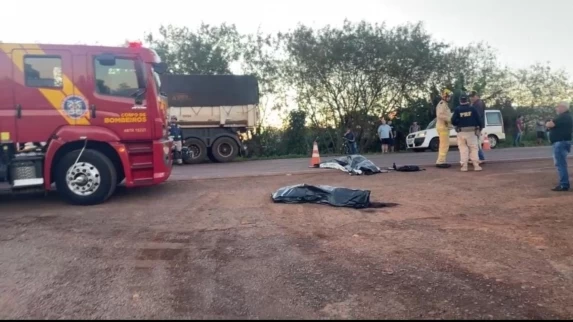 CASCAVEL: Duas adolescentes morrem atropeladas na BR-369 em Cascavel