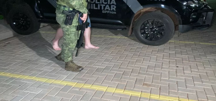 CASCAVEL: Homem é detido após jogar carro contra veículo de família na BR-277.