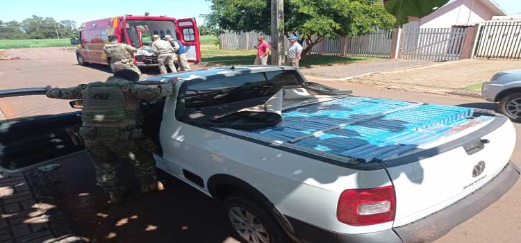 CASCAVEL: Saveiro carregada com cigarros contrabandeados é apreendida.
