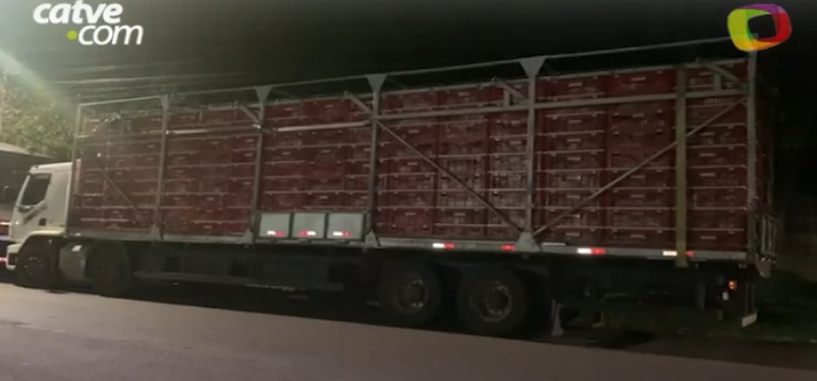 CASCAVEL: Três são presos por desvio de carga de frango.