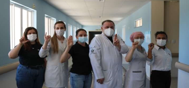 CASCAVEL: Uopeccan oferece curso gratuito de Libras para profissionais da saúde.