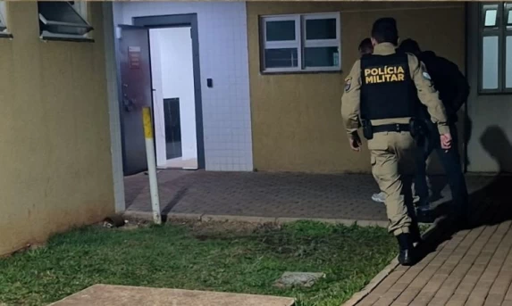 CASCAVEL:Jovem é preso por tráfico de drogas após perseguição em Cascavel