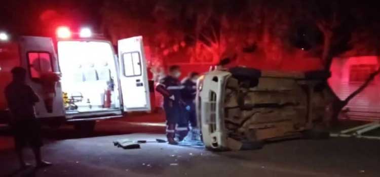CATANDUVAS: Polícia Militar  é acionada após acidente de trânsito na rua Duque de Caxias na noite desta terça-feira (05/07).