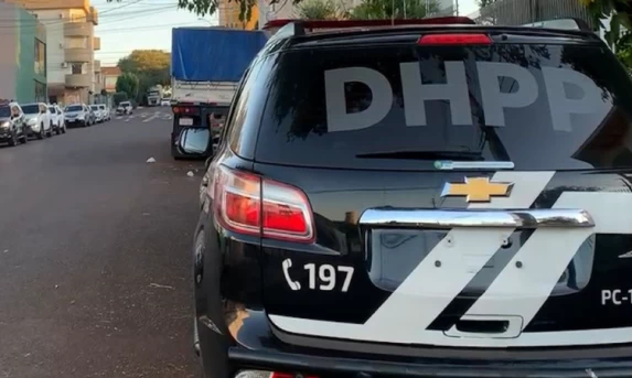 Cinco pessoas são presas na operação da Denarc contra o tráfico de drogas em Cascavel.