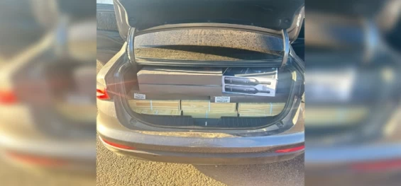 CONTRABANDO: Polícia Rodoviária Federal apreende carga ilegal de Vinhos importados em Cascavel.
