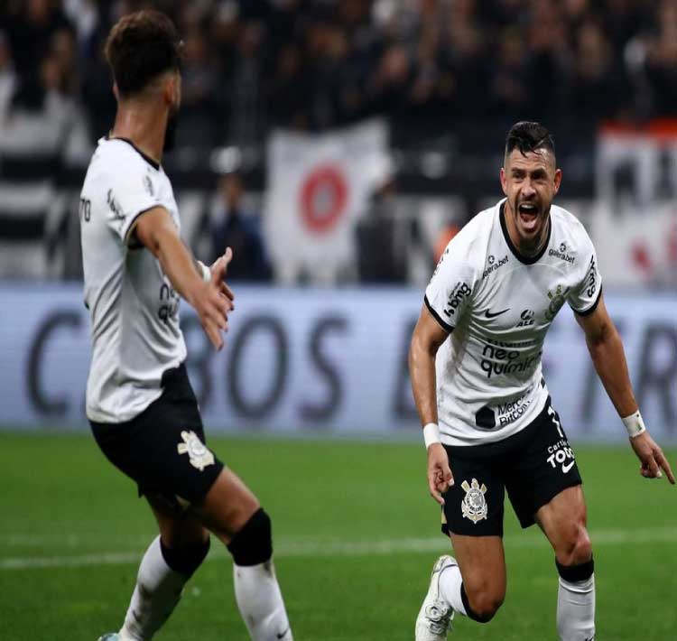 COPA DO BRASIL: Corinthians vence Fluminense e pega Flamengo na final.