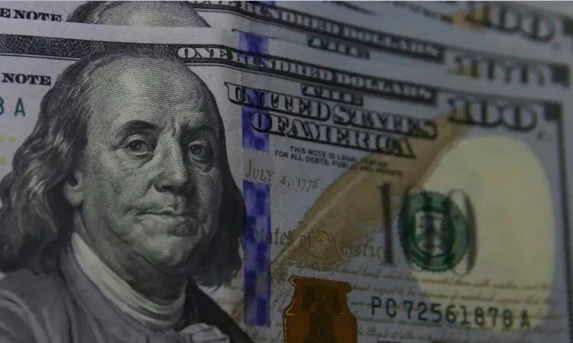 Dólar Fecha Abaixo de R$ 5,30 Pela 1ª Vez Desde Junho de 2024