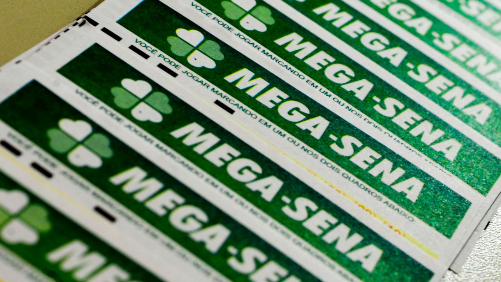 É HOJE! MEGA-SENA SORTEIA NESTE SÁBADO PRÊMIO ESTIMADO EM R$ 10 MILHÕES