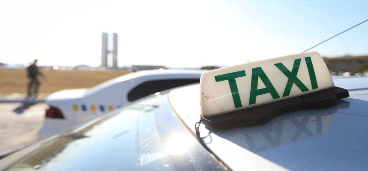 ECONOMIA: Auxílio Caminhoneiro e Taxista serão pagos neste sábado.