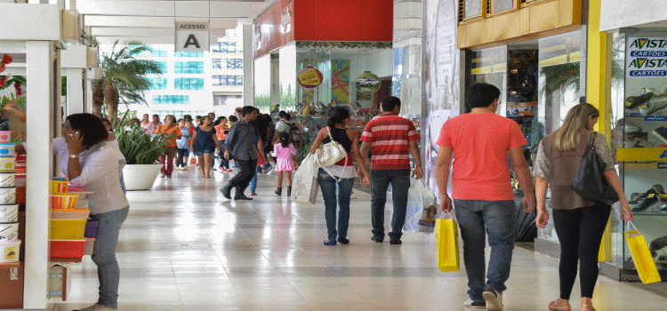 ECONOMIA: CNC projeta maior oferta de vagas temporárias desde o Natal de 2013.