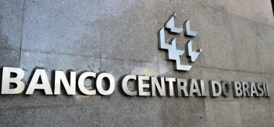 ECONOMIA: Copom mantém juros básicos da economia em 13,75% ao ano.