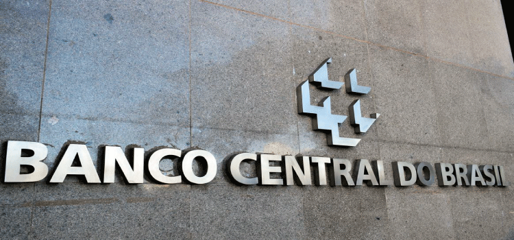 ECONOMIA: Dívida bruta do Brasil fica perto do nível antes da pandemia.