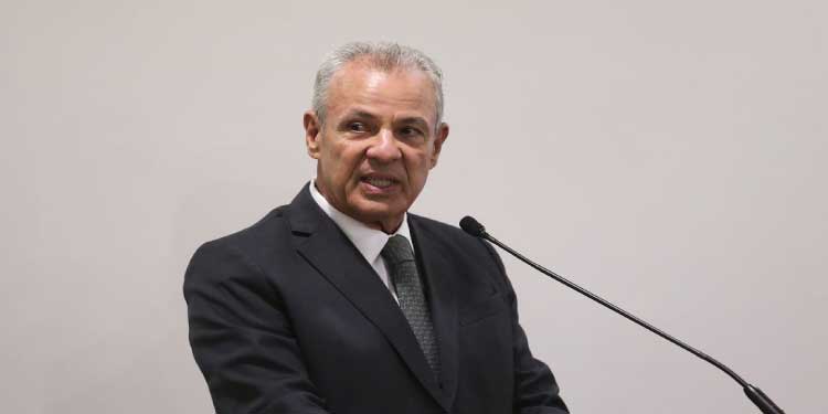 ECONOMIA: Energia solar deve responder por 17% da matriz brasileira até 2023.