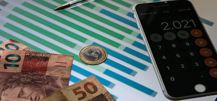 ECONOMIA: Governo eleva previsão de superávit primário em 2022 para R$ 34,14 bi.