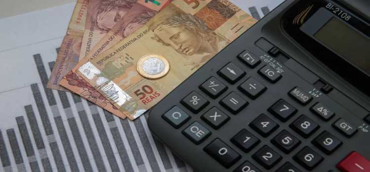 ECONOMIA: Governo reduz projeção de inflação para 6,3% e vê PIB maior neste ano.