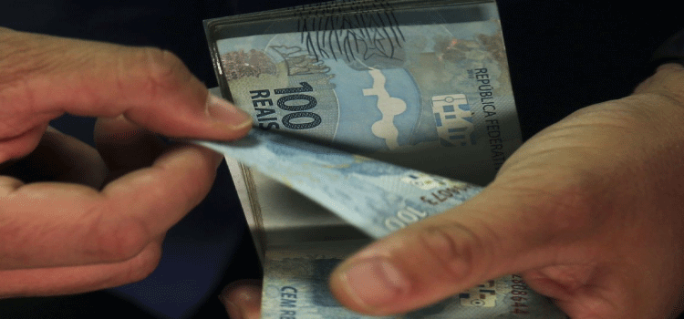 ECONOMIA: Mercado financeiro prevê inflação de 7,54% em 2022.