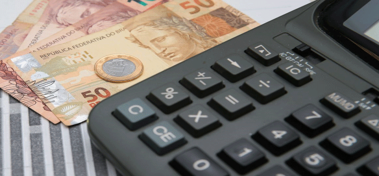 ECONOMIA: Mercado financeiro prevê inflação de 7,67% para este ano.