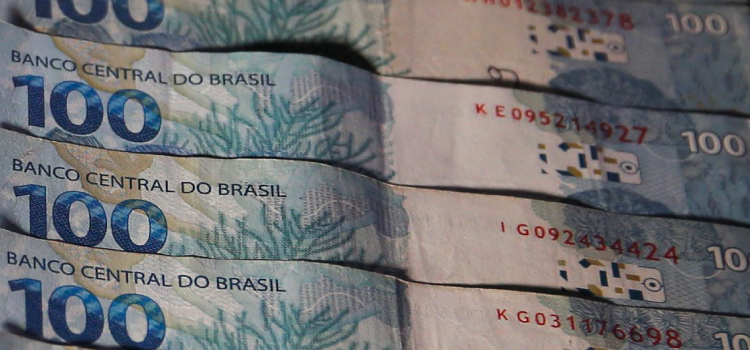 ECONOMIA: Mercado reduz projeção para crescimento da economia em 2023.
