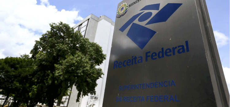 ECONOMIA: Receita atualiza regras de controle de entrada e saída de dinheiro.