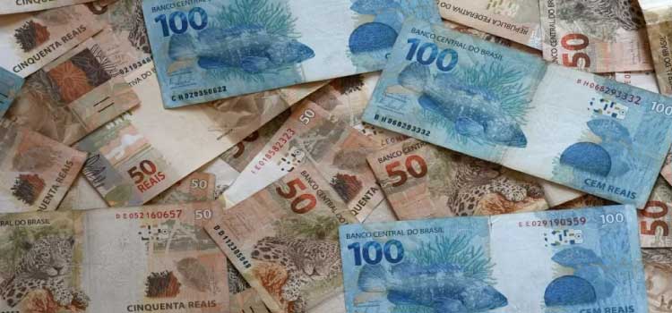 ECONOMIA: Receita paga hoje lote residual de restituição do IR 2022; veja quem recebe.