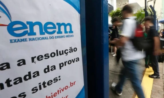 Enem: prazo para isenção de taxa de inscrição termina na sexta-feira