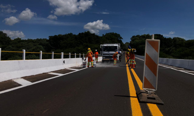 EPR Iguaçu programa interdições para recuperação de juntas na Ponte do Rio Cavernoso, em Cantagalo