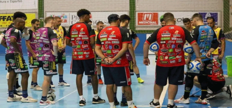 ESPORTE: Cascavel Futsal enfrenta Mariópolis pela Série Ouro.