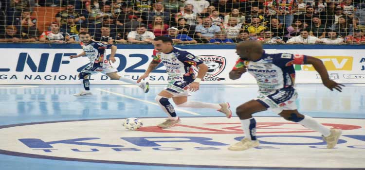 ESPORTE: Cascavel Futsal vai para última rodada de olho nos primeiros lugares.