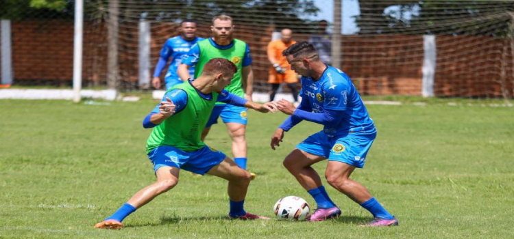 ESPORTE: Preparação do FC Cascavel para a estréia no Campeonato Paranaense segue intensa.