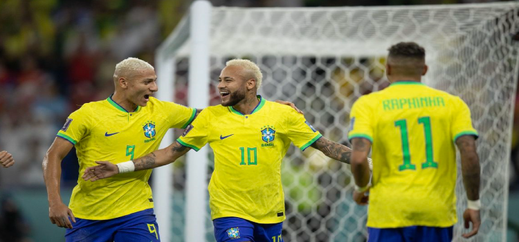 ESPORTES: Brasil abre quartas de final da Copa na próxima sexta-feira.
