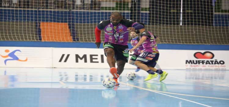 ESPORTES: Cascavel Futsal mantém foco voltado para as oitavas da Liga Nacional.