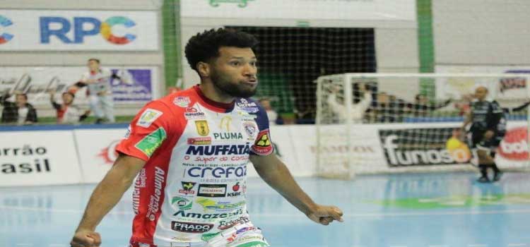 ESPORTES: Cascavel Futsal vence nos últimos segundos e permanece na liderança da Série Ouro.