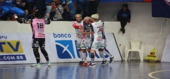 ESPORTES: Cascavel goleia Brasília e sobe na tabela da Liga Nacional de Futsal.